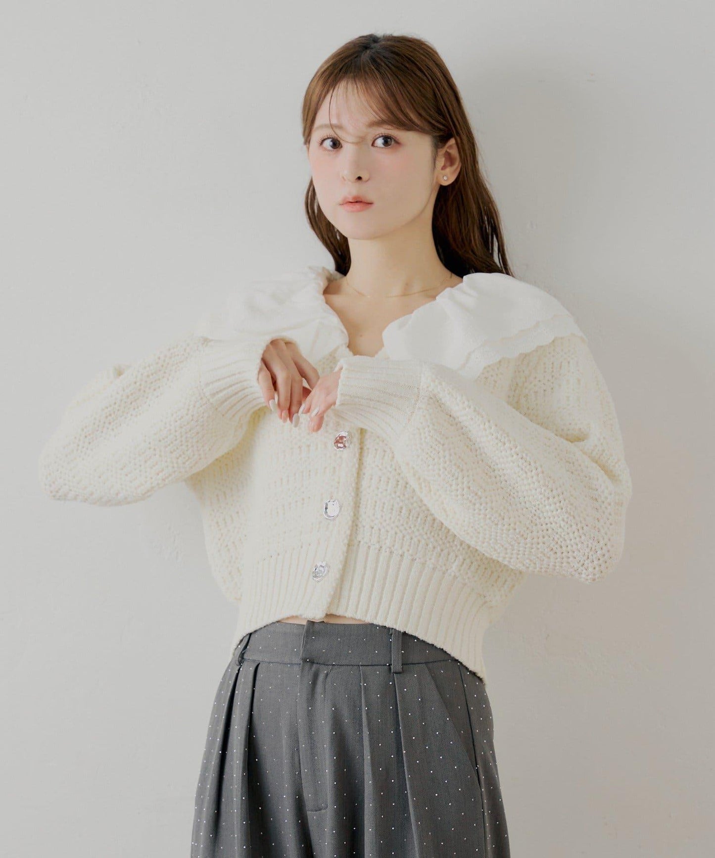 【SALON by Chico】雙層荷葉邊花紋針織開衫