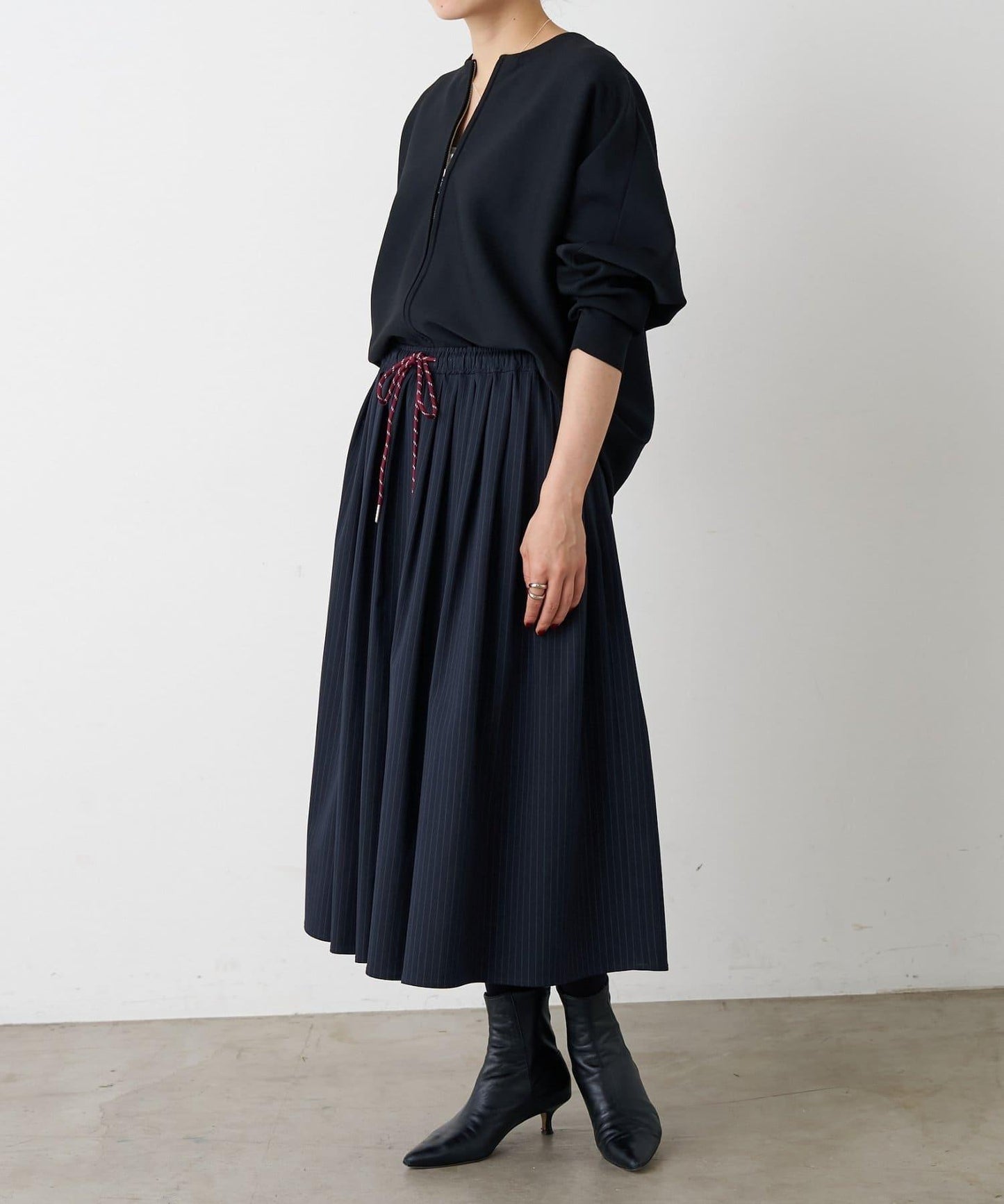 《近日開始》層疊褶皺半身裙