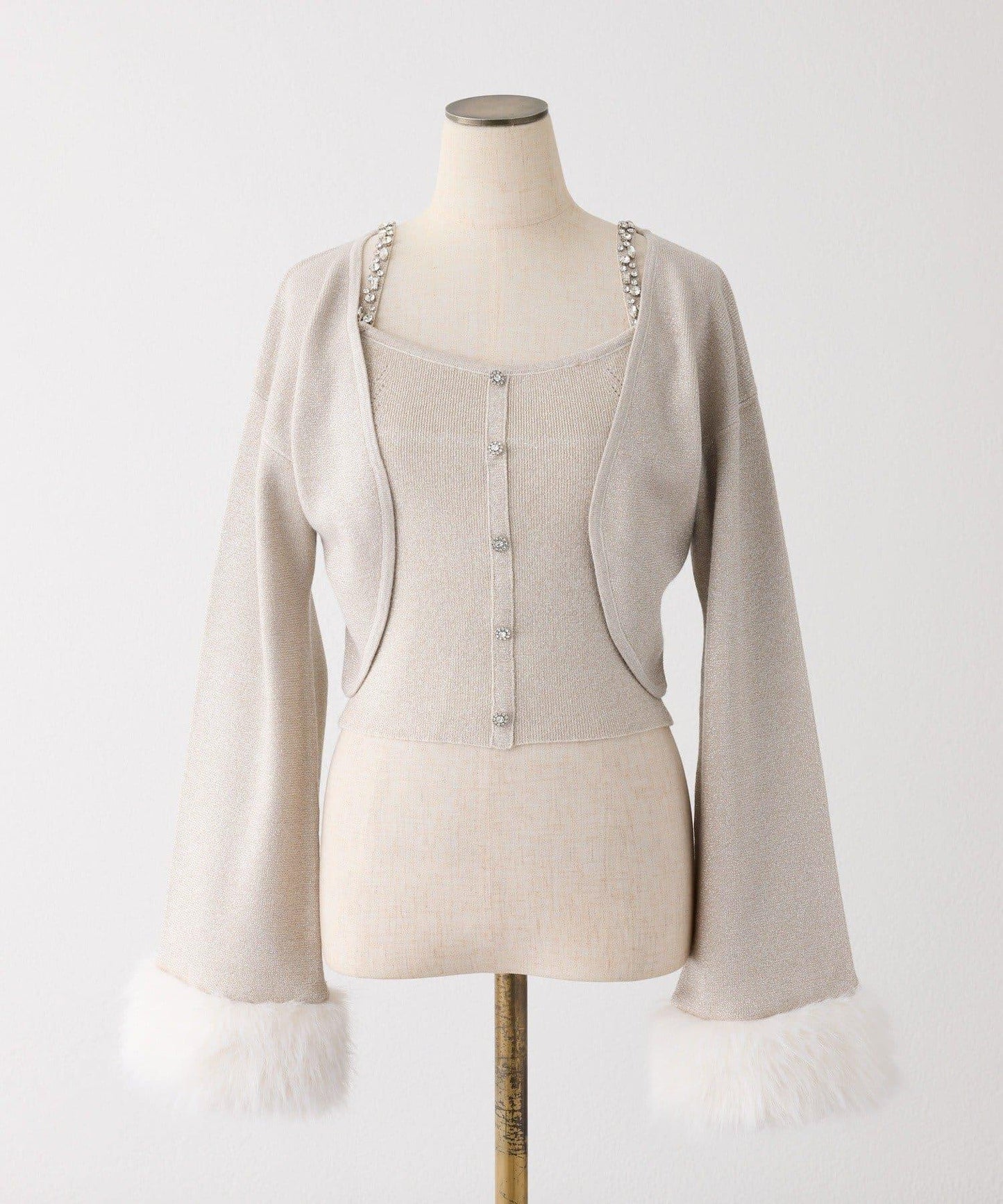 【Twinkle Collection】袖部毛絨短外套+亮片吊帶上衣套裝