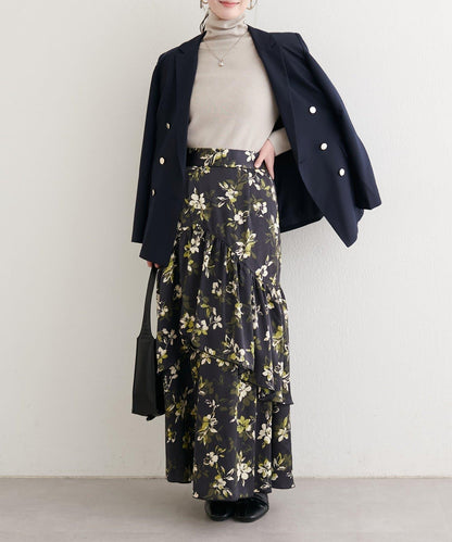 下襬包邊半身裙