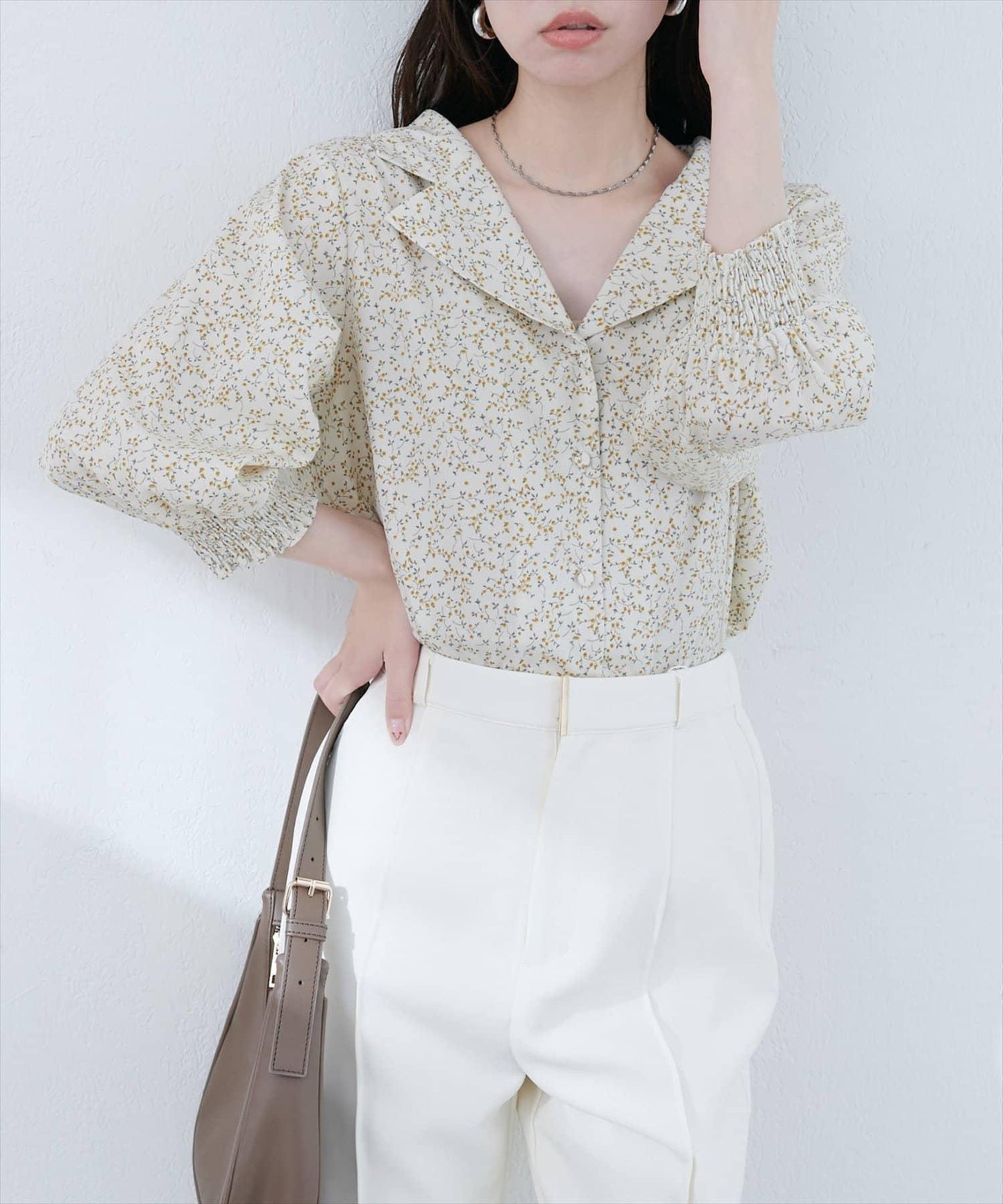 【natural couture】翻領袖口抽褶襯衫