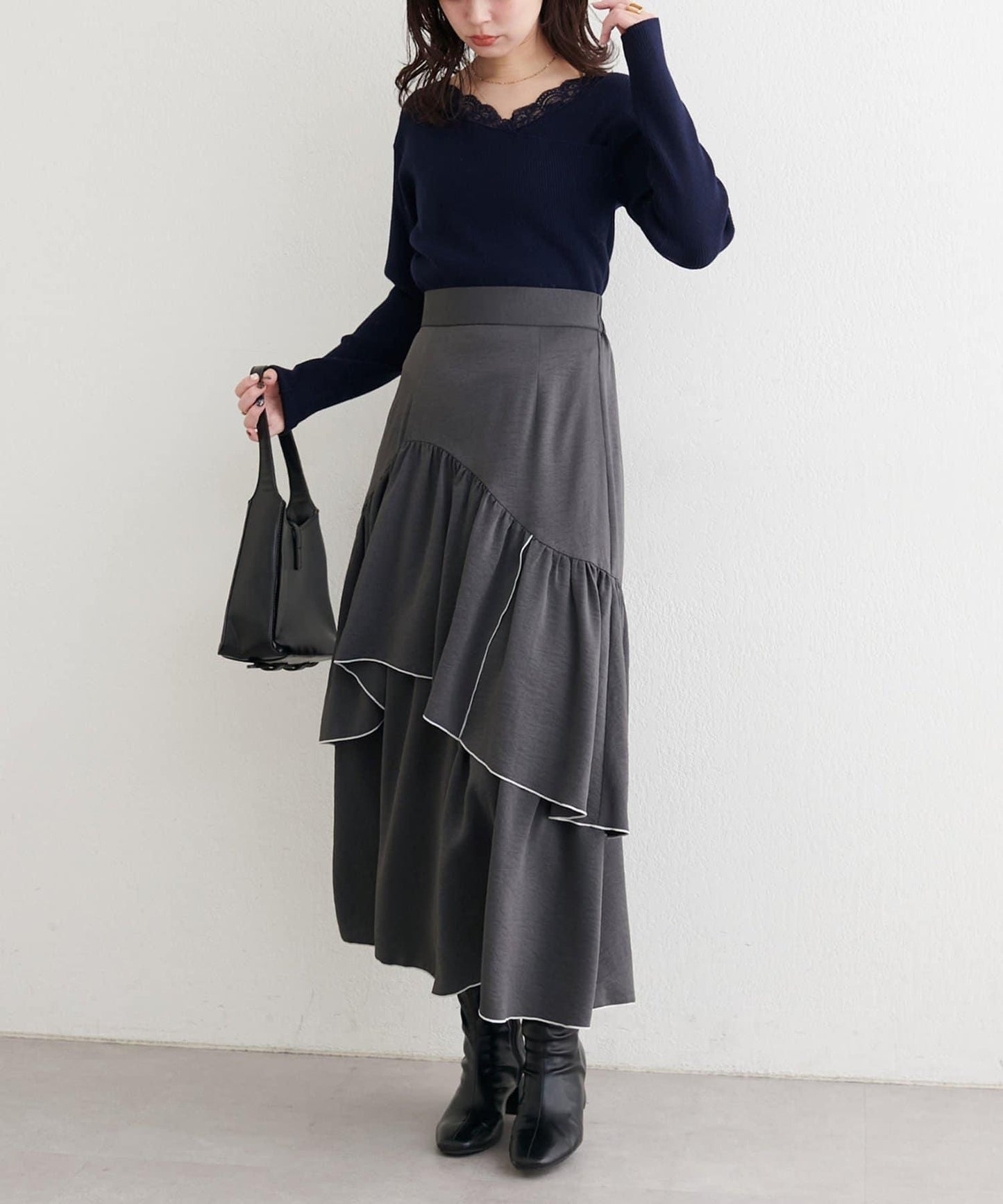 下襬包邊半身裙