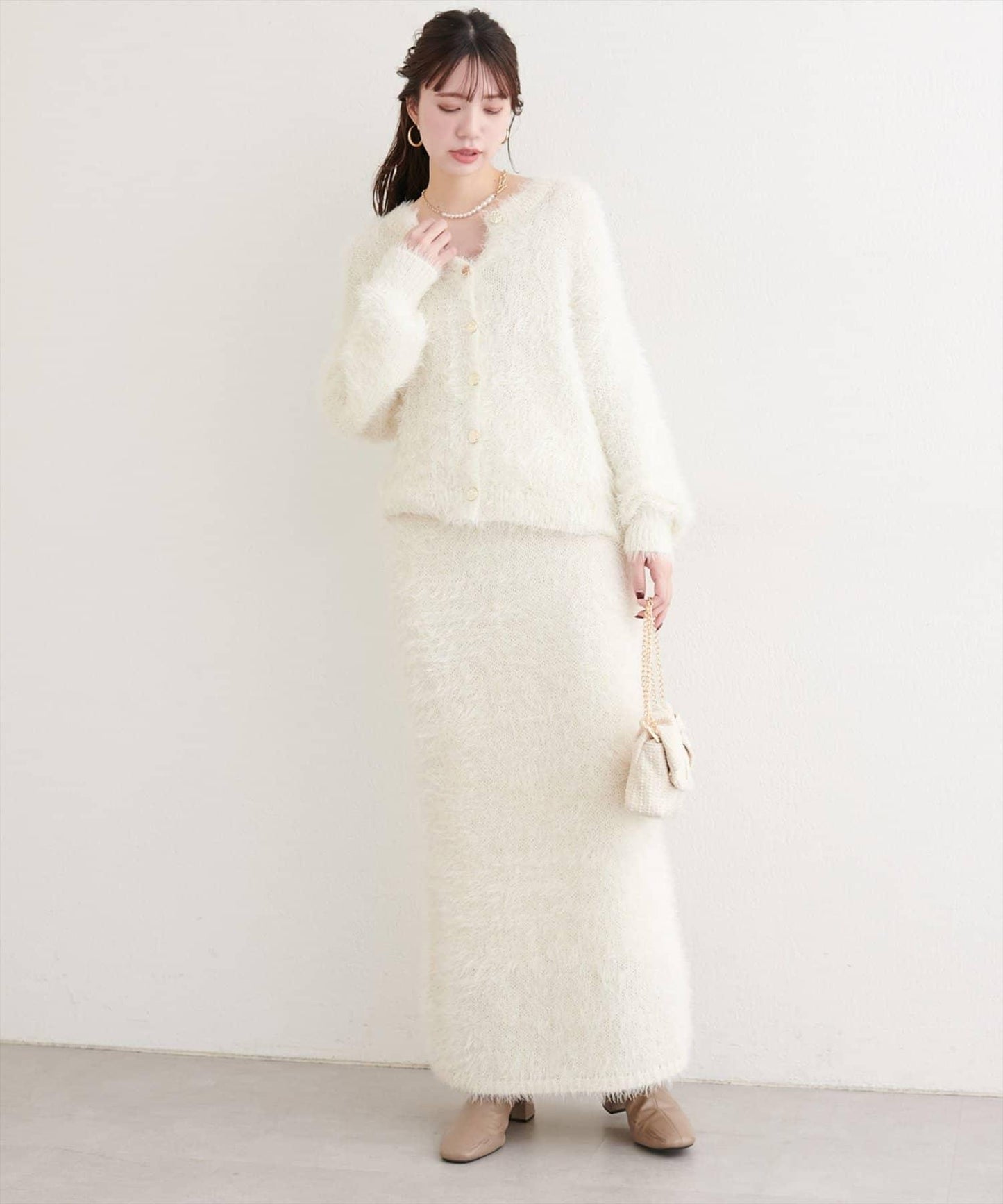 亮片羽毛船領針織套頭衫