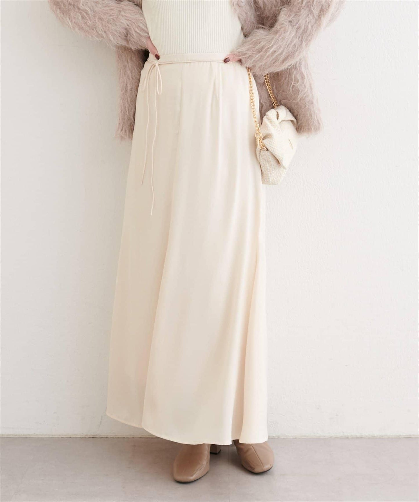 帶蝴蝶結腰帶緞面半身裙