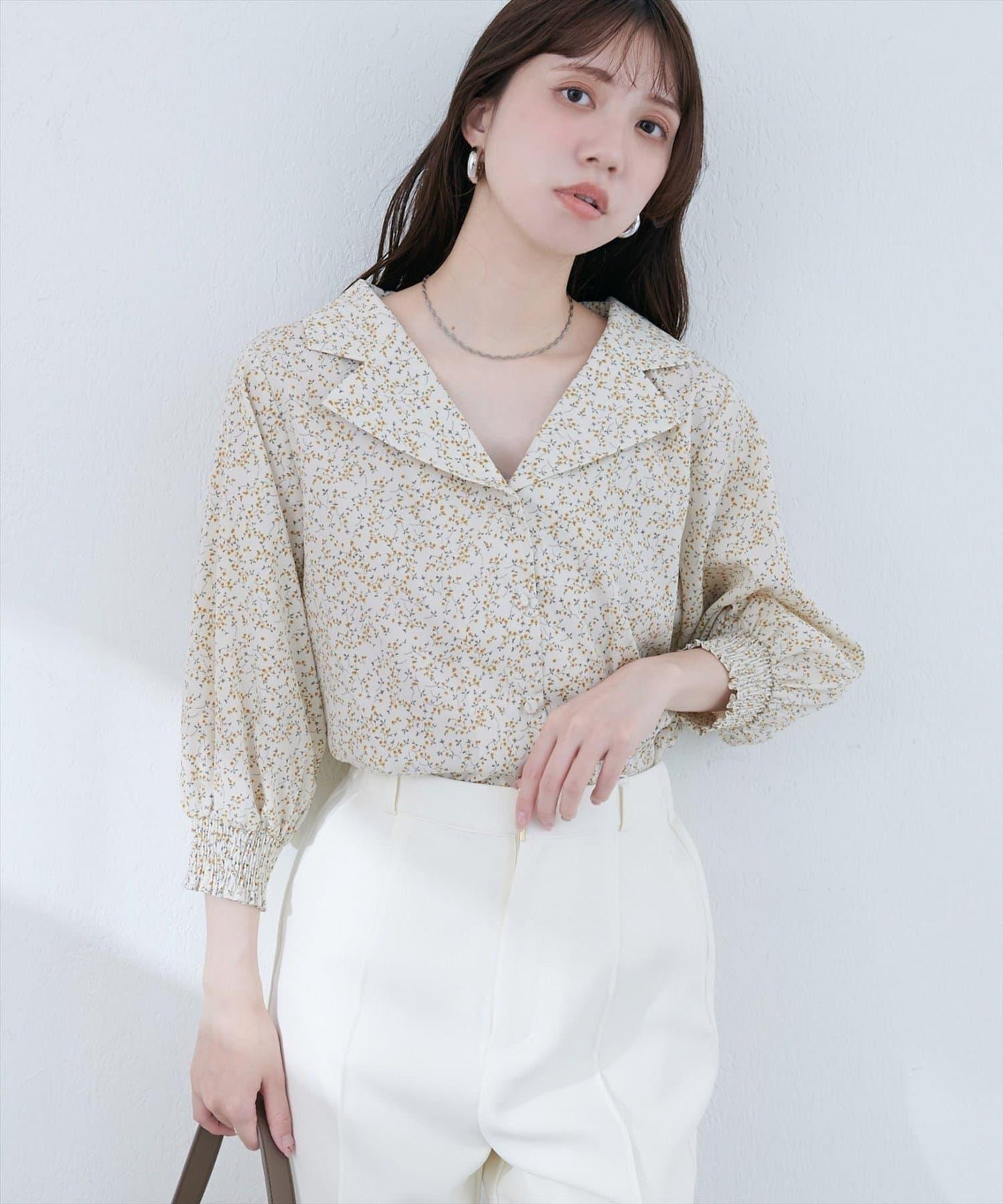 【natural couture】翻領袖口抽褶襯衫