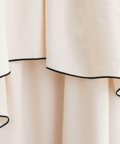 下襬包邊半身裙