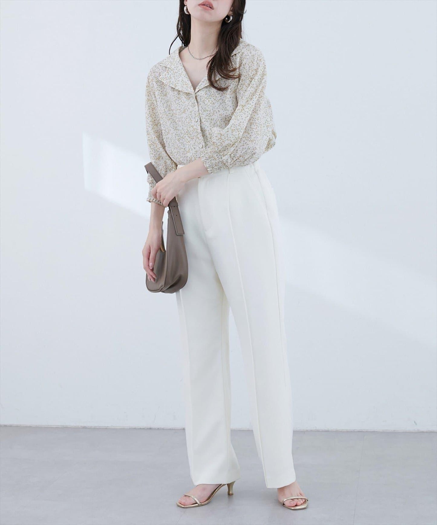 【natural couture】翻領袖口抽褶襯衫