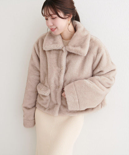 仿皮草短款外套