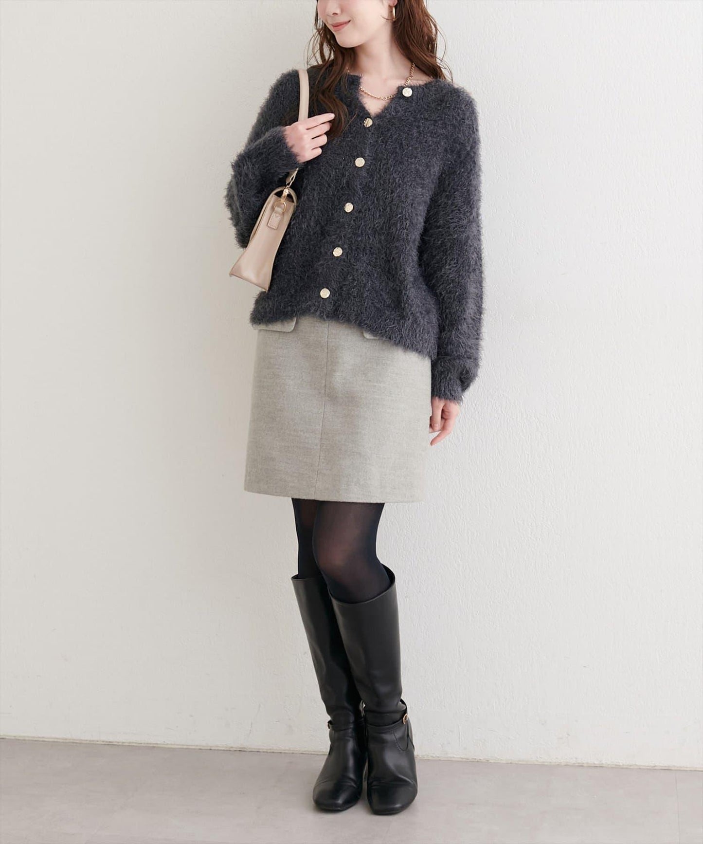 亮片羽毛船領針織套頭衫