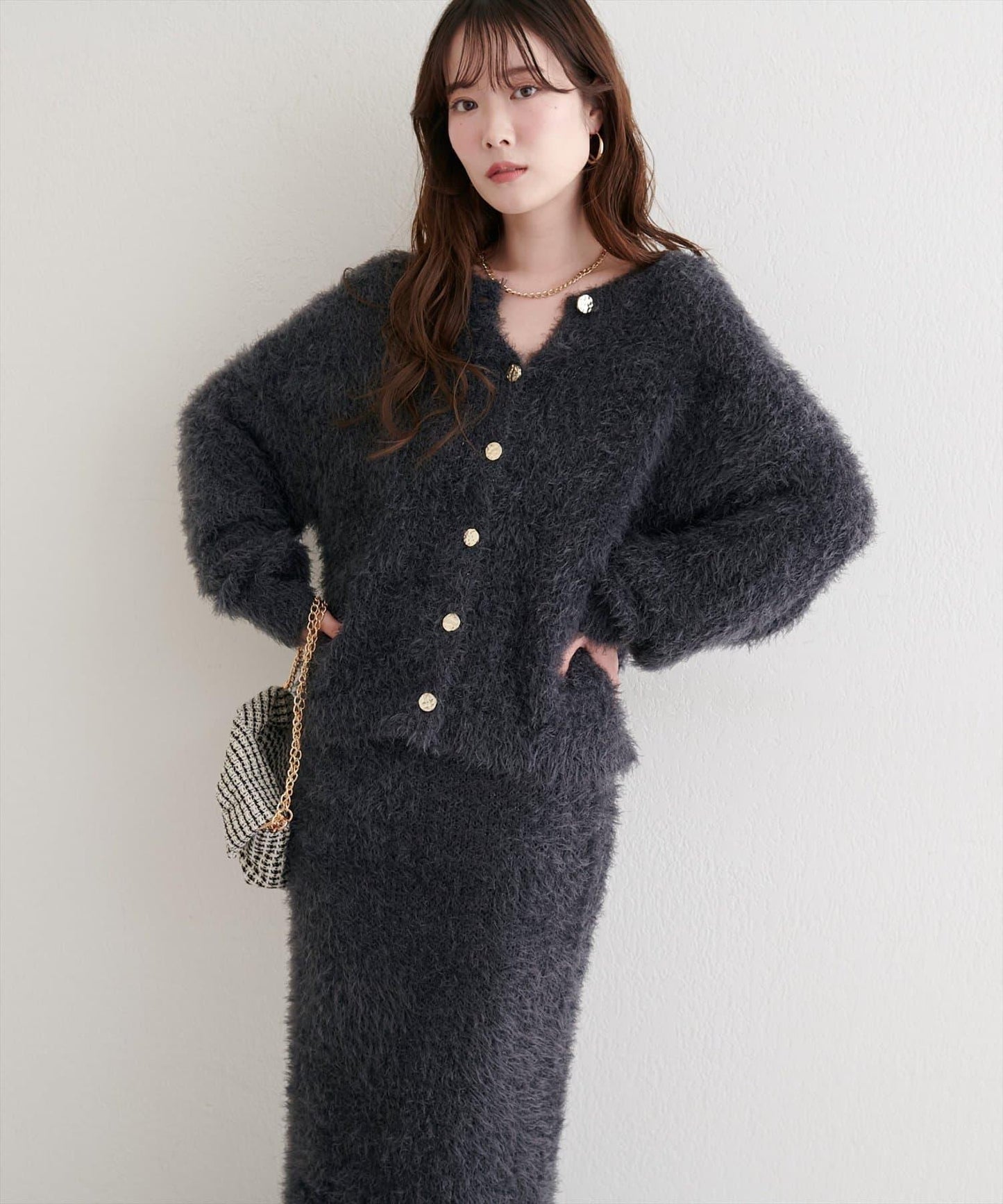 亮片羽毛船領針織套頭衫