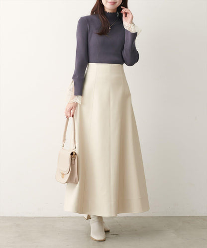 袖口蕾絲柔軟羅紋高領衫