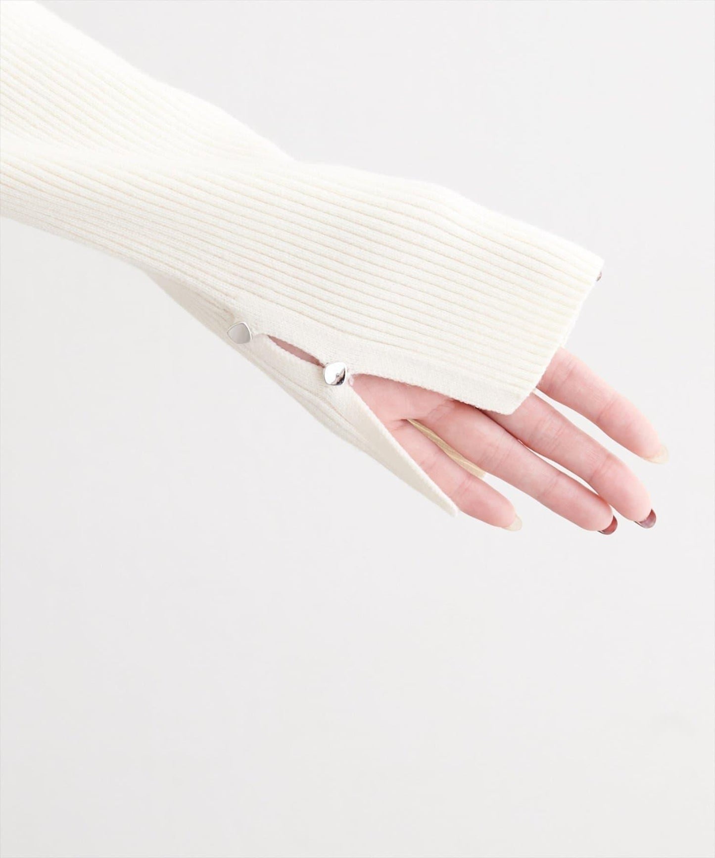 帶蝴蝶結多穿法針織衫