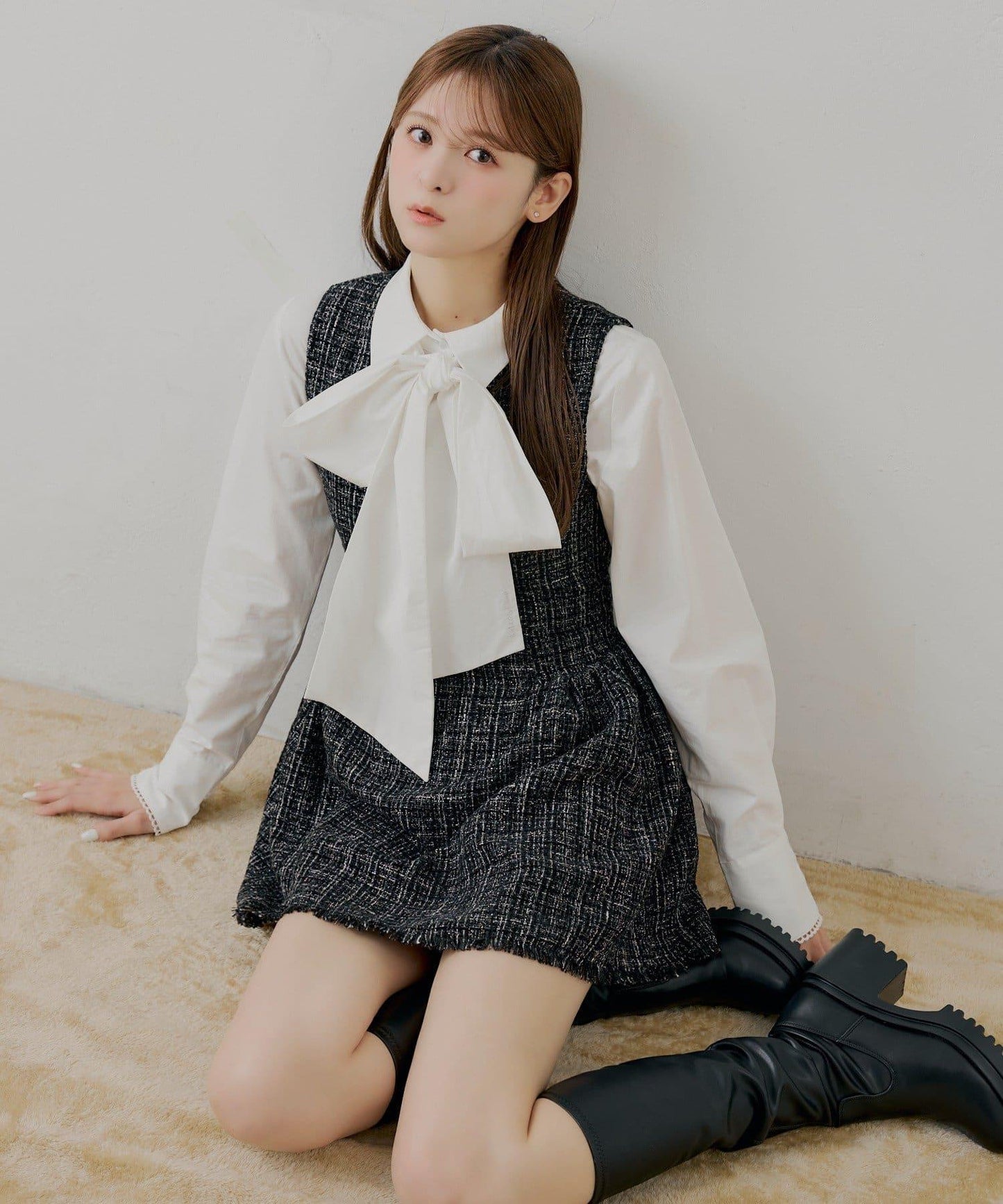 【SALON by Chico】呢料側褶皺喇叭迷你連衣裙