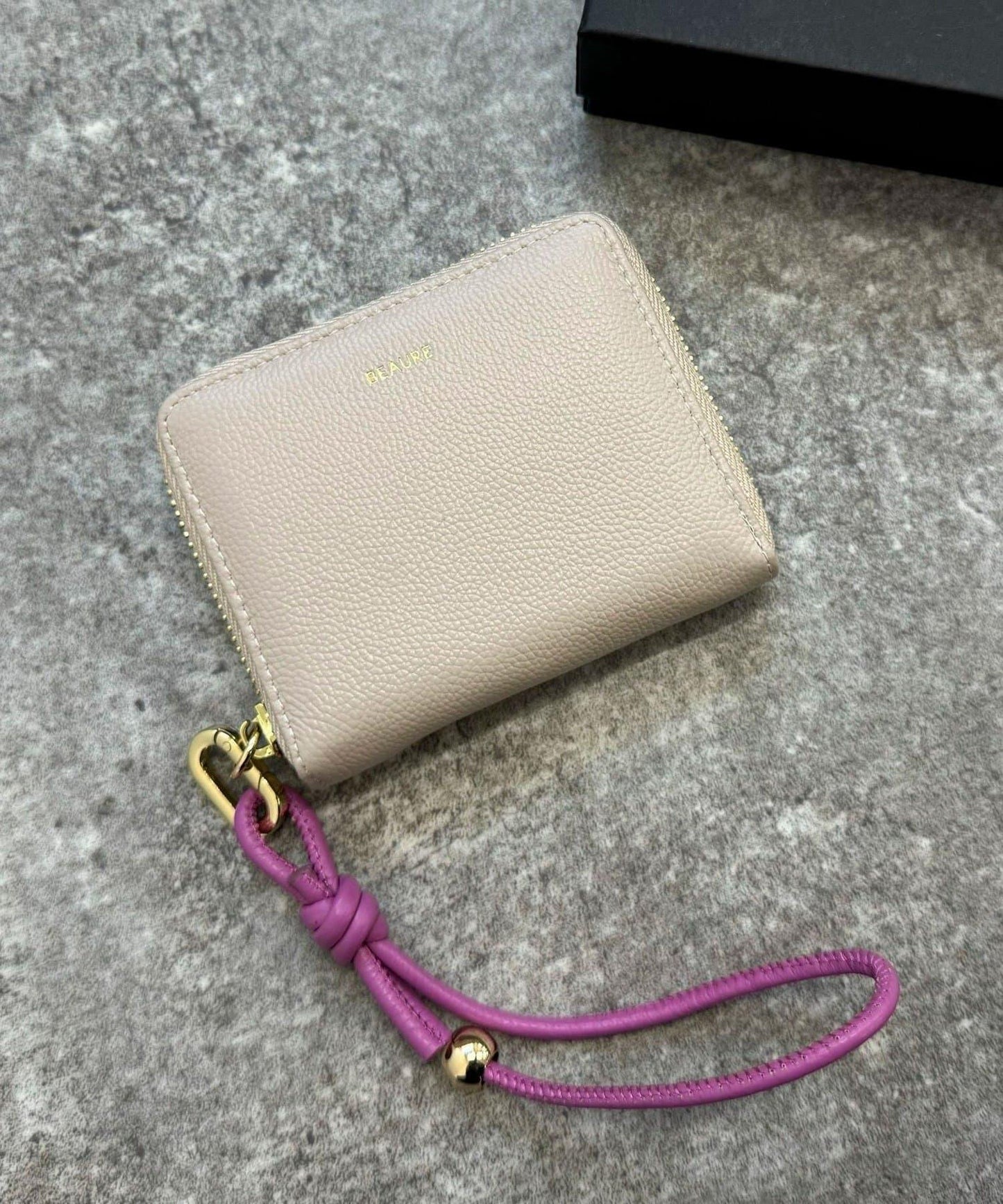 【BEAURE/ビュレ】皮革肩帶錢包 M