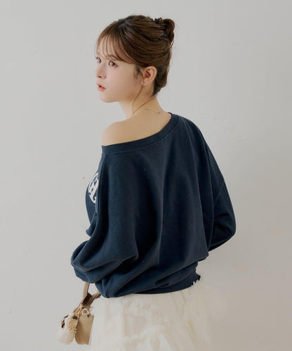 單肩寬鬆衛衣