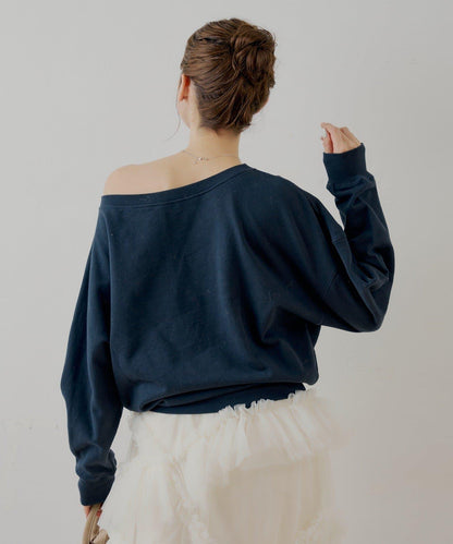 單肩寬鬆衛衣