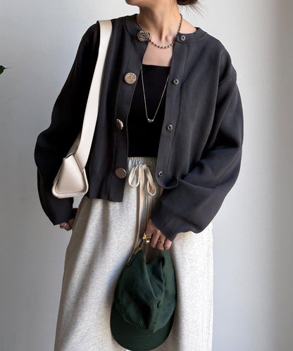 大紐釦針織開衫