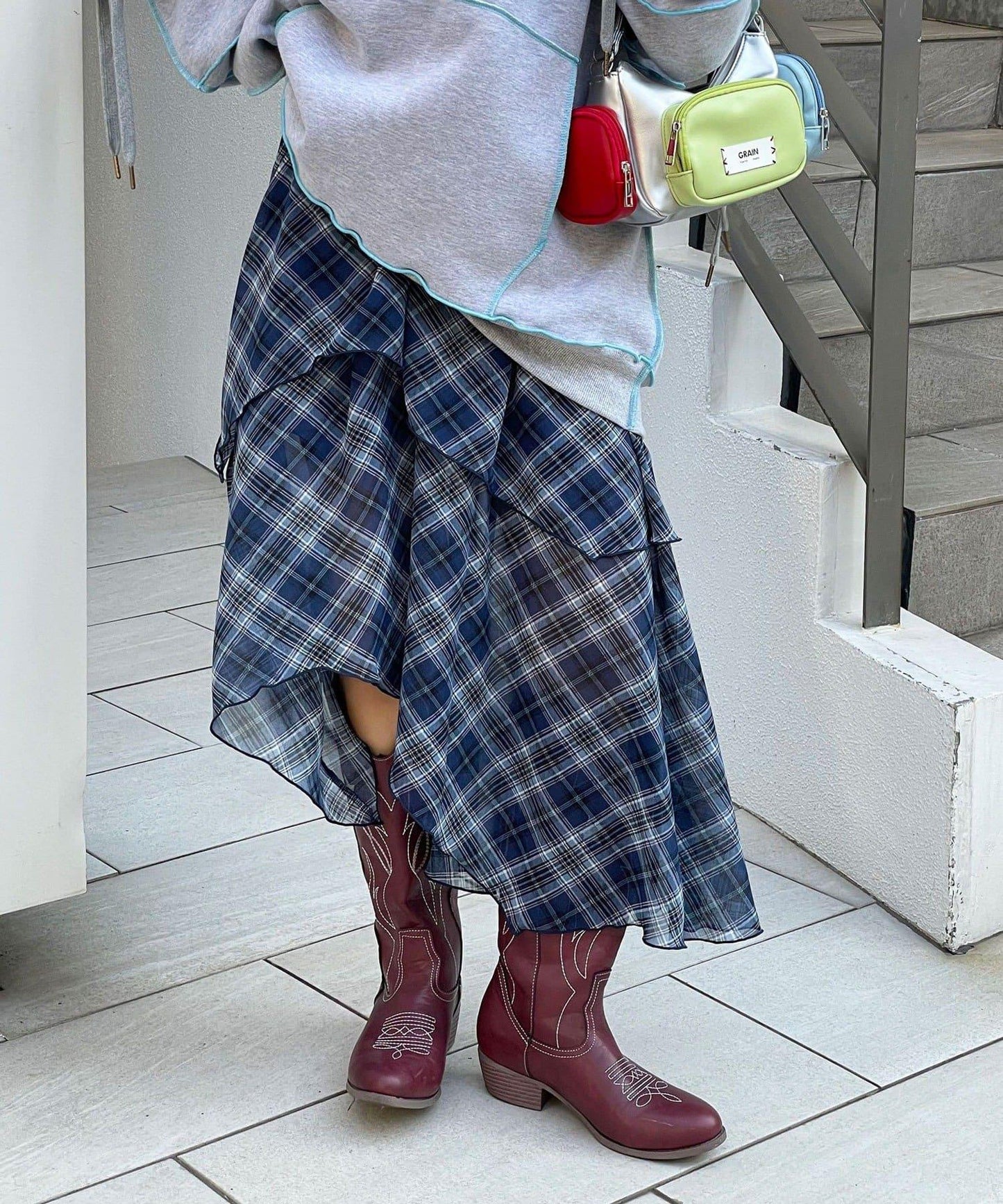 不對稱下襬混合圖案中長裙