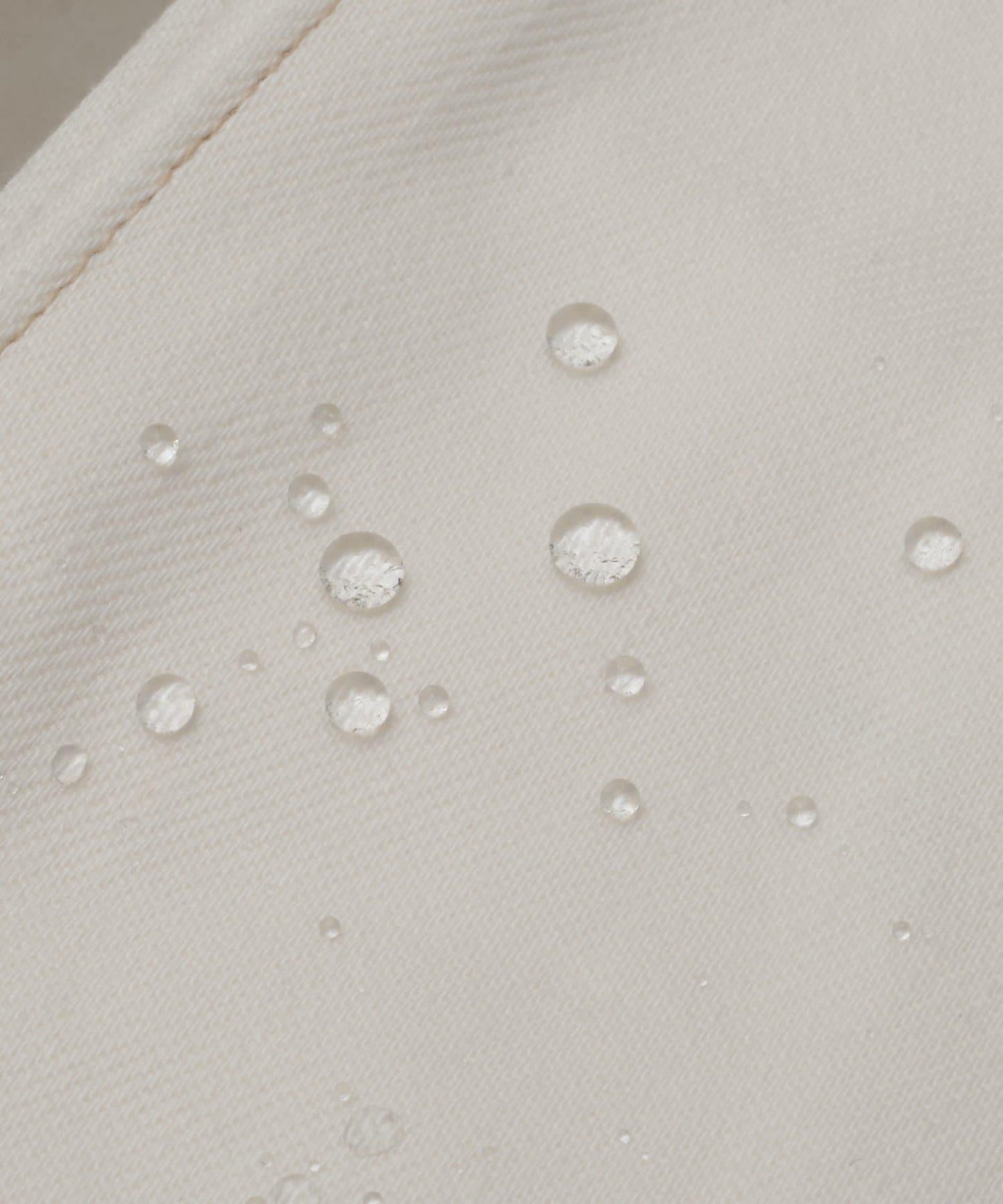 【Discoat】防潑水白色牛仔褲