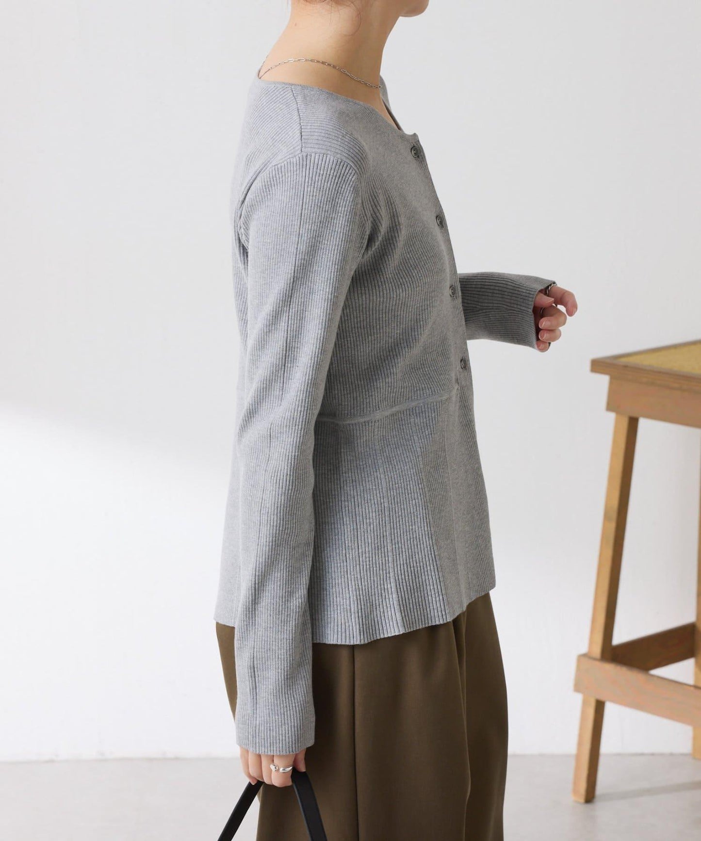 【塑形】羅紋荷葉邊開衫