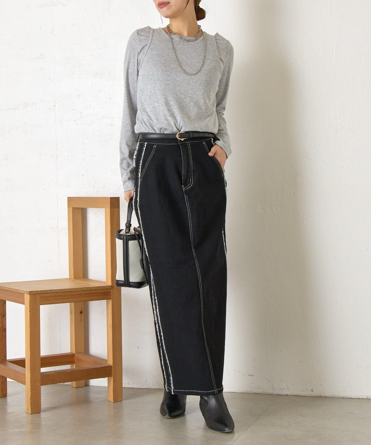 側邊流蘇牛仔半身裙