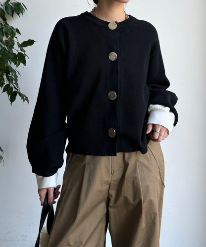 大紐釦針織開衫