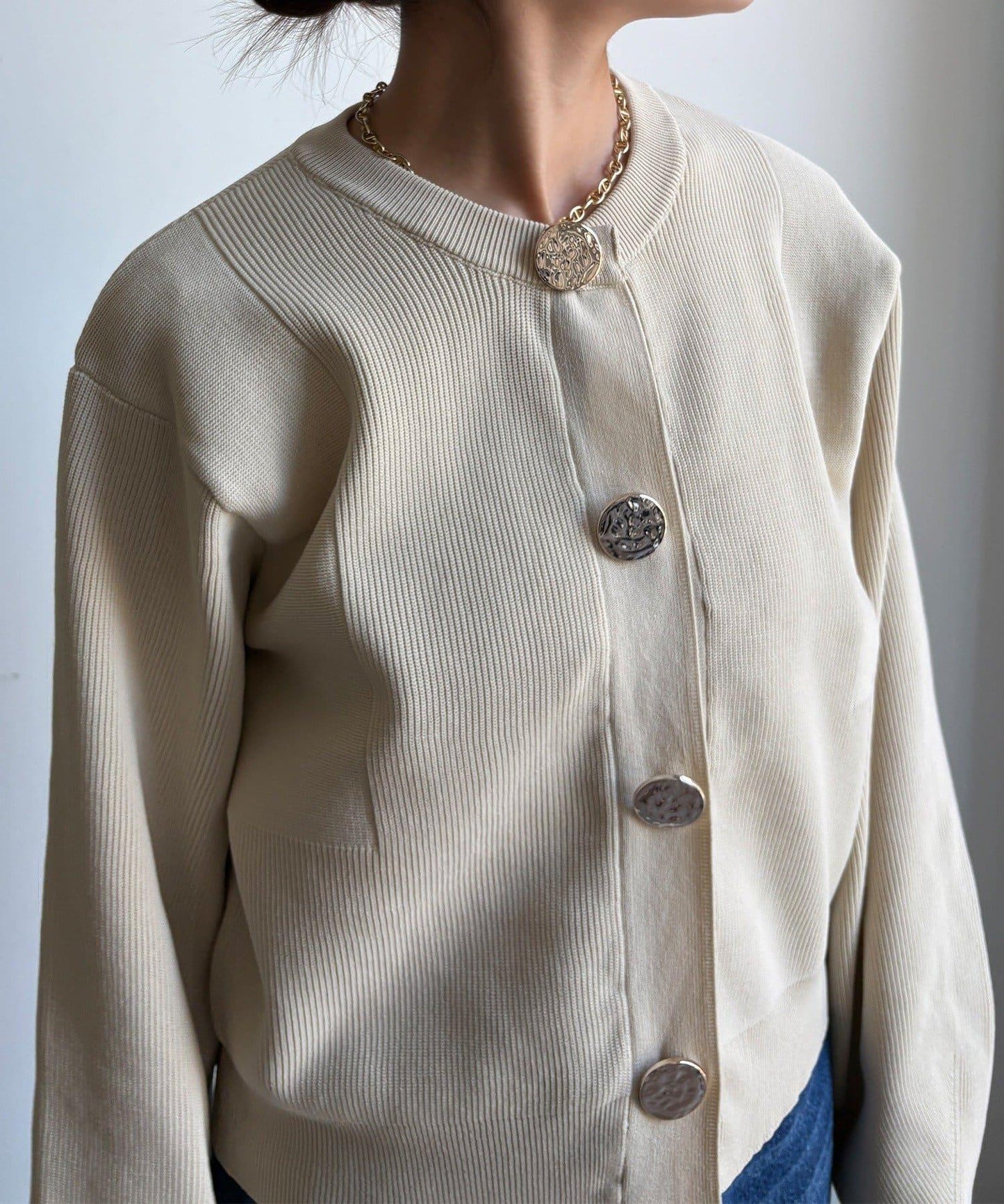 大紐釦針織開衫