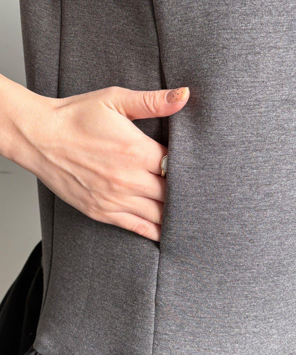 下襬荷葉邊拼接異材質迷你連衣裙