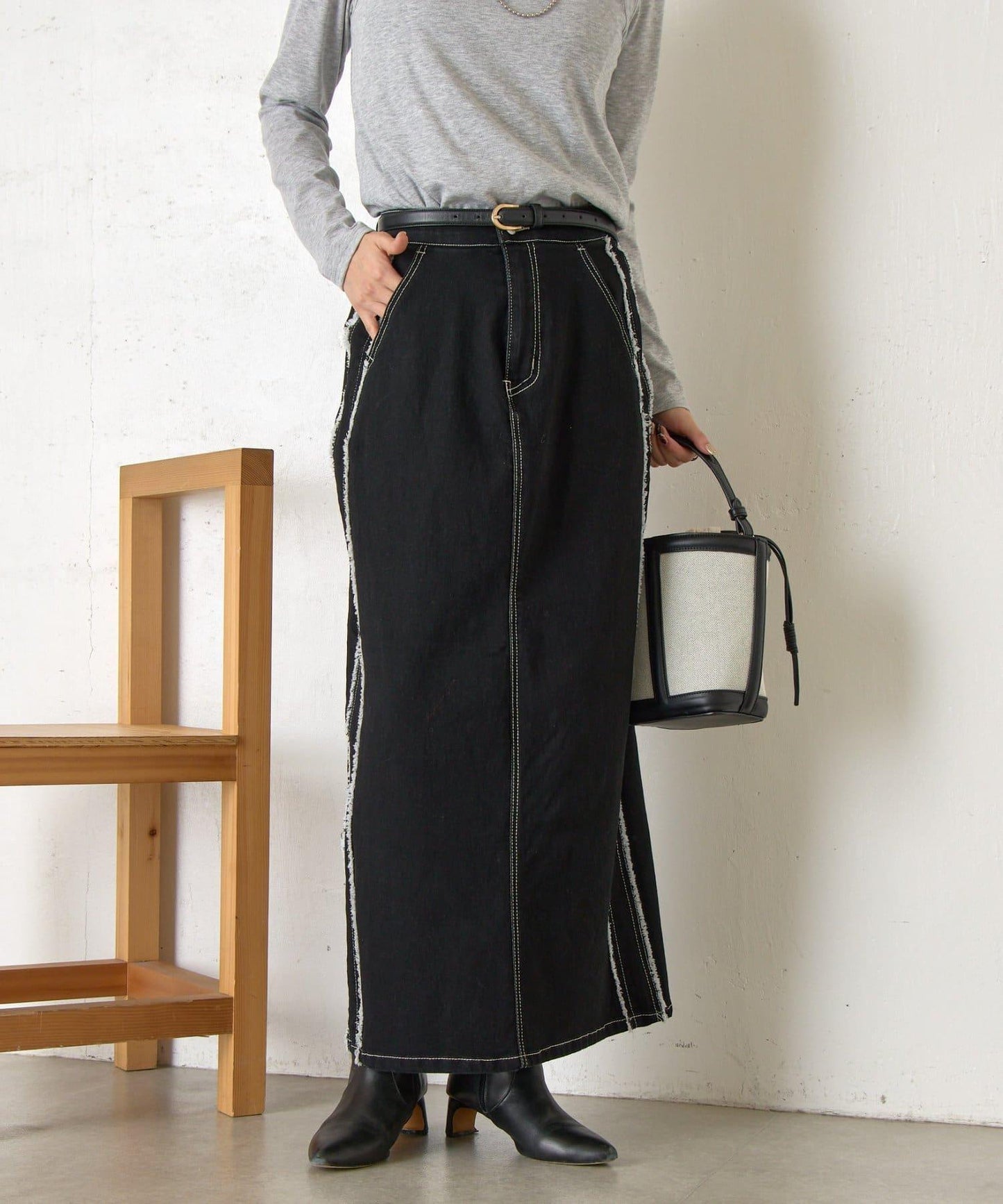 側邊流蘇牛仔半身裙