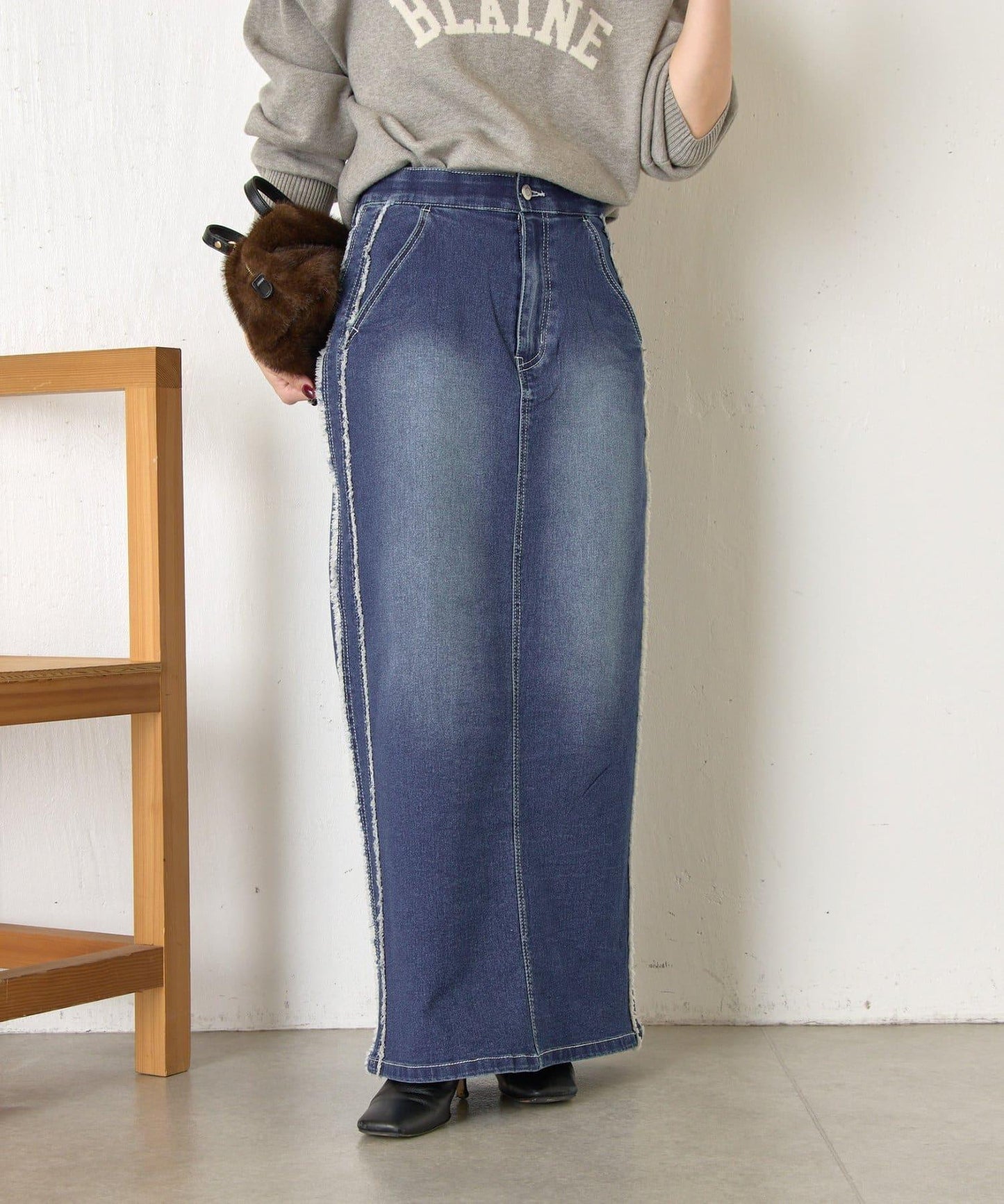 側邊流蘇牛仔半身裙