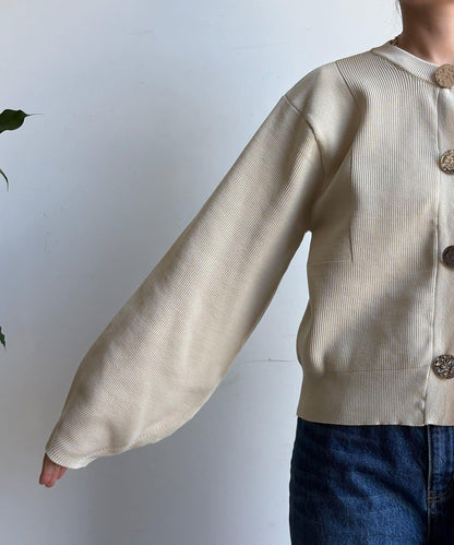 大紐釦針織開衫