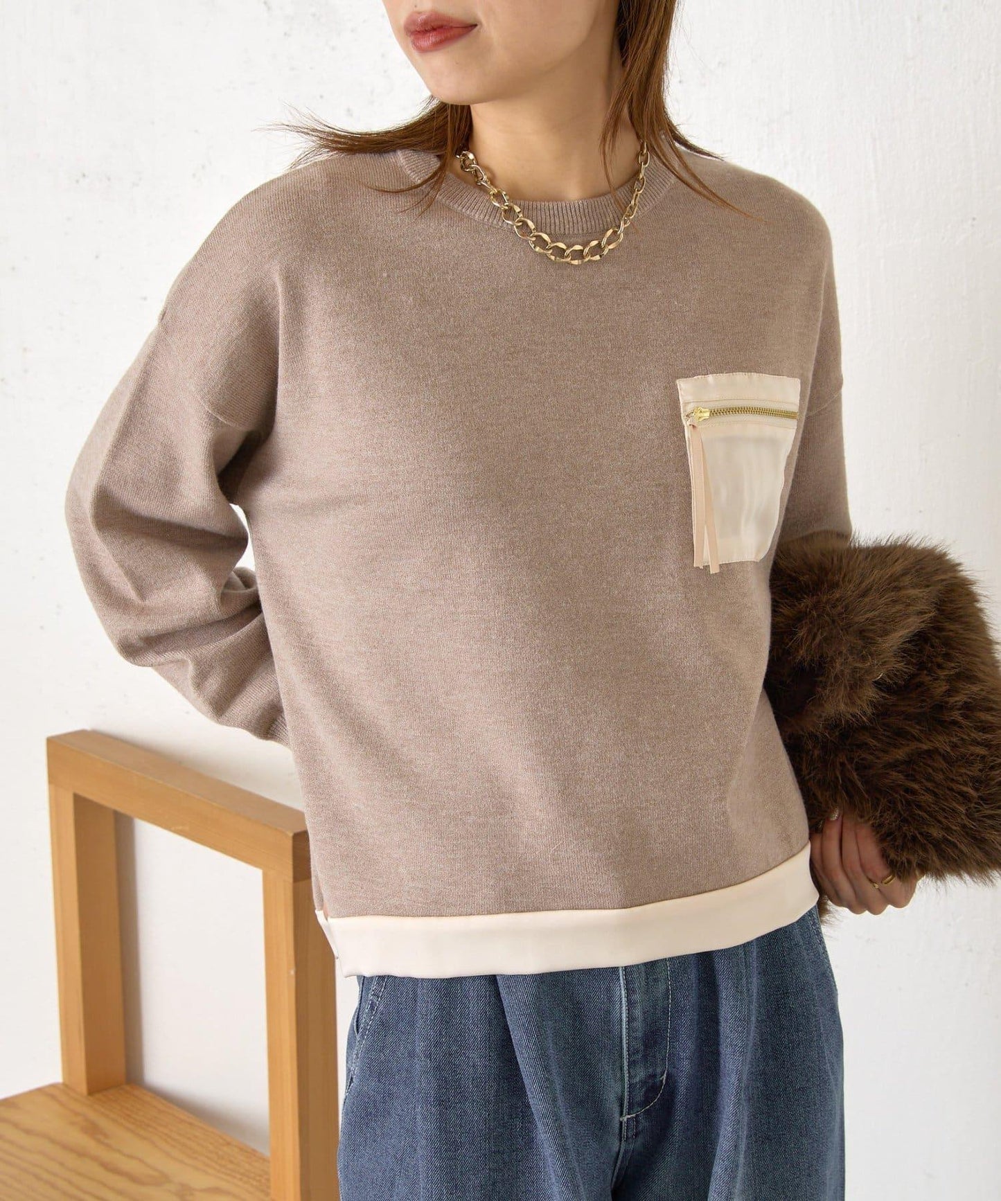 口袋拼色緞面針織衫