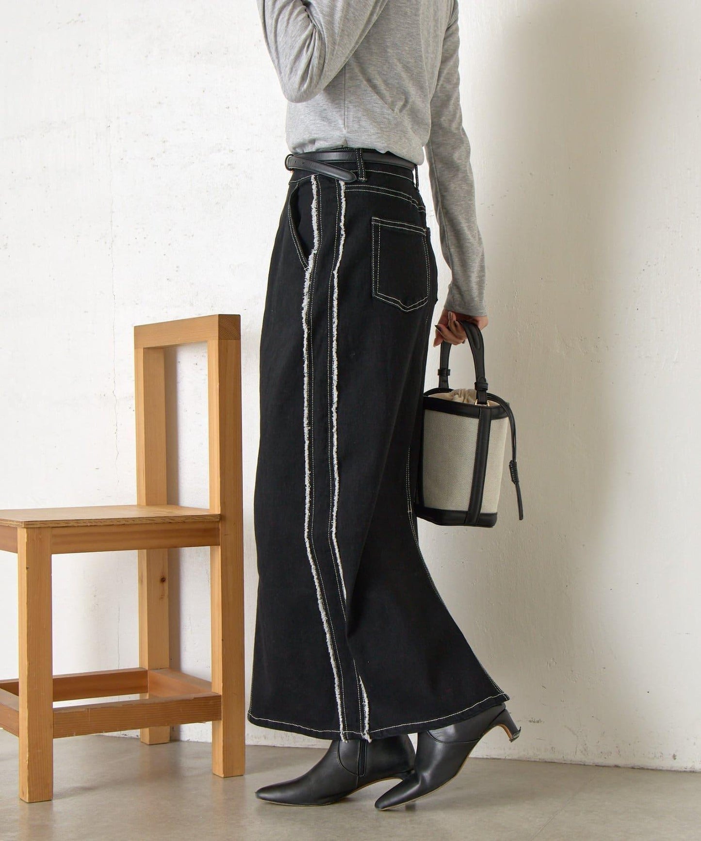 側邊流蘇牛仔半身裙