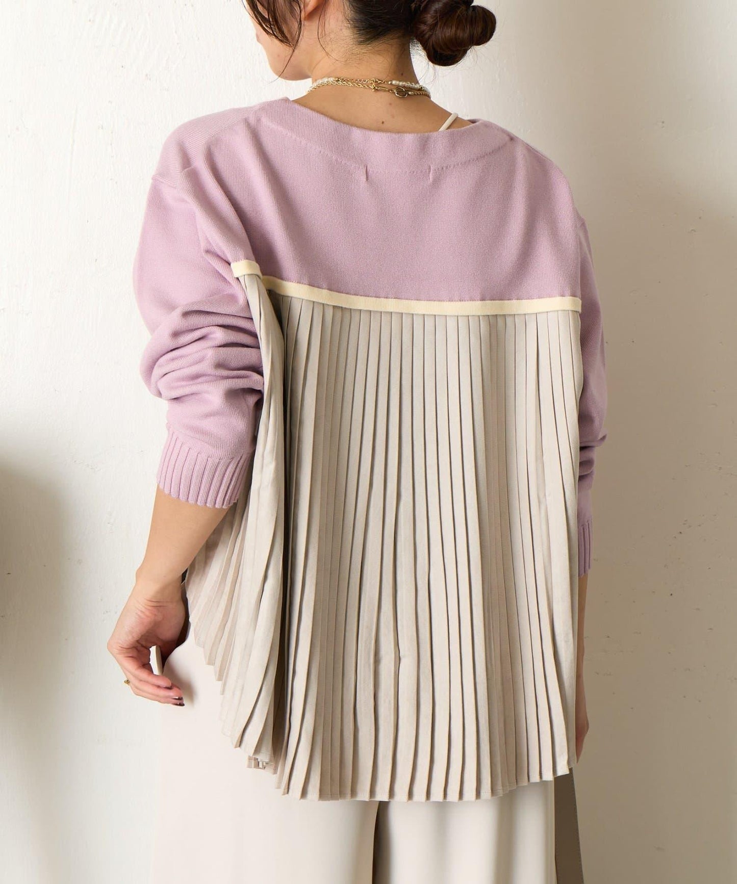 後褶皺船領針織衫