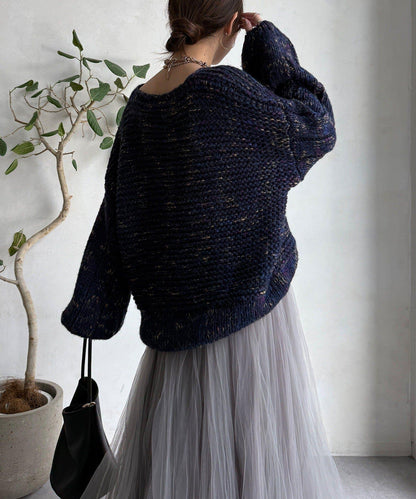 混紡紗線V領套頭衫