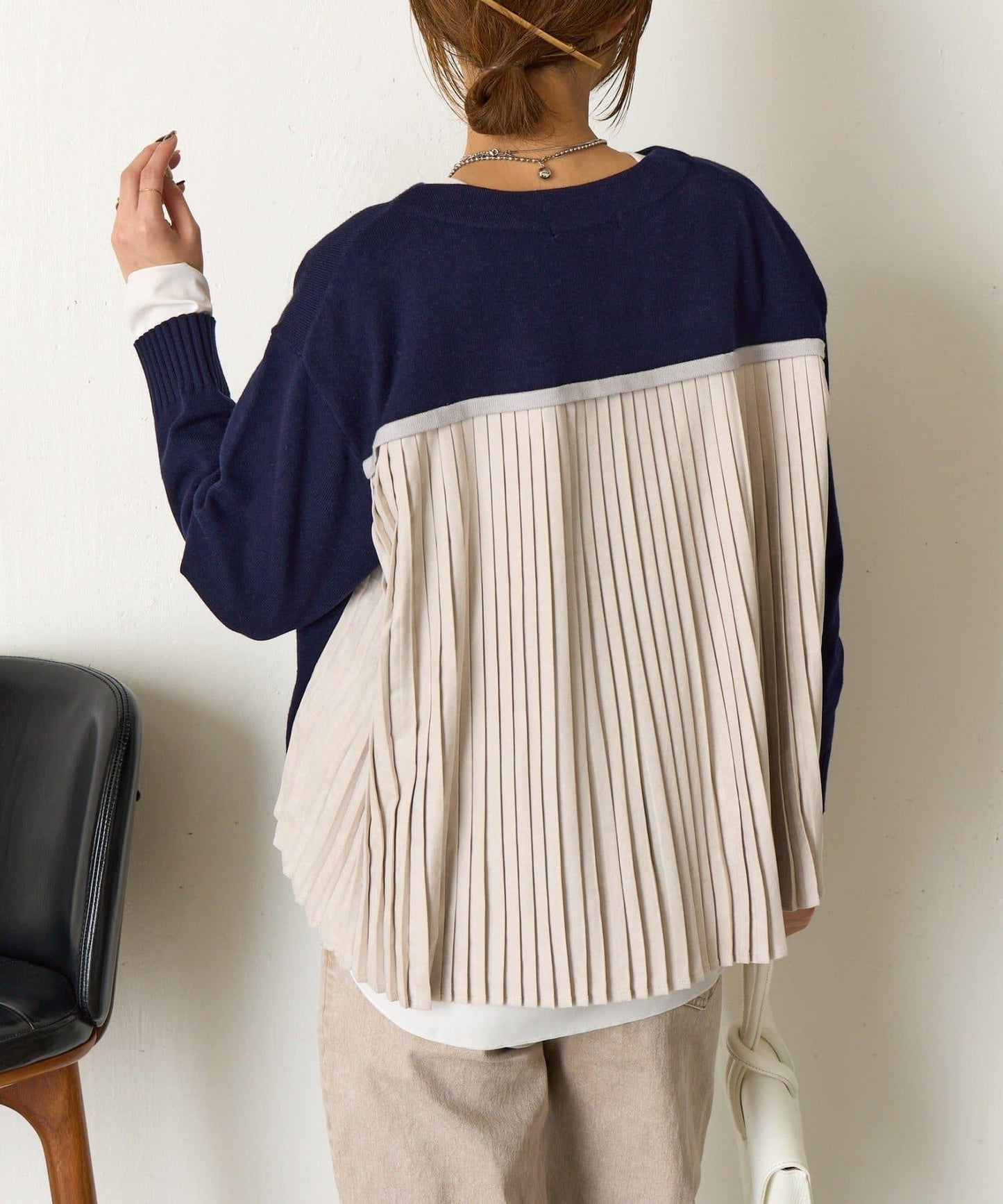 後褶皺船領針織衫