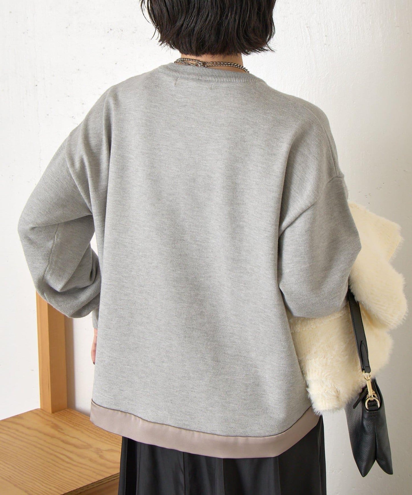 口袋拼色緞面針織衫