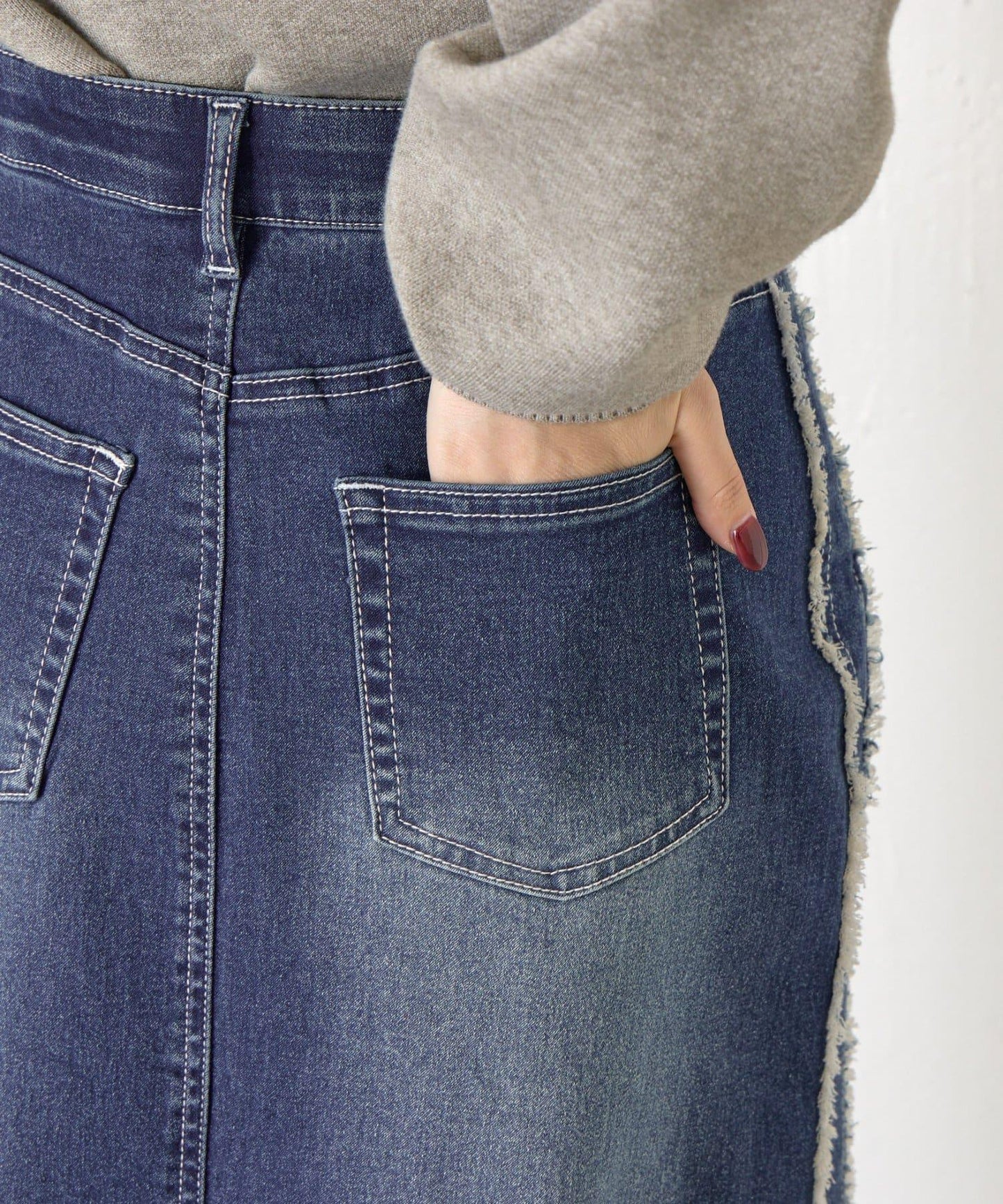 側邊流蘇牛仔半身裙