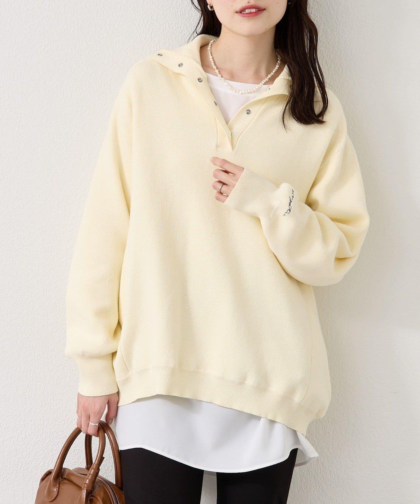 衛衣風格亨利領針織衫