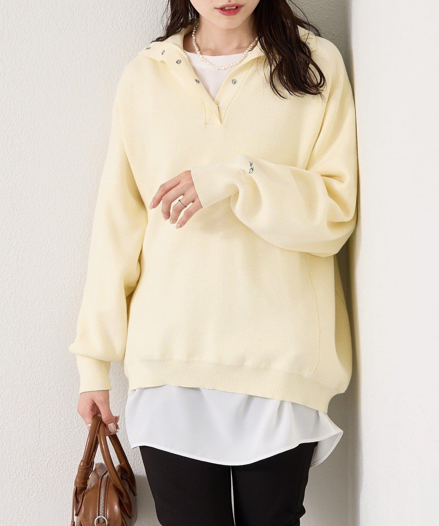 衛衣風格亨利領針織衫