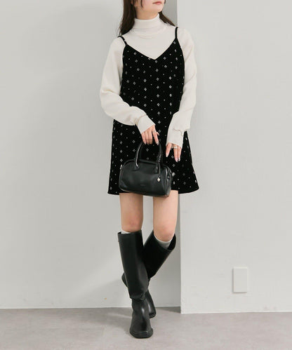 亮面天鵝絨迷你吊帶連衣裙