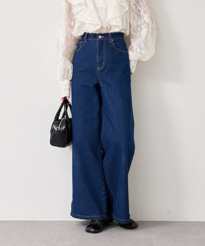 下襬開叉喇叭牛仔褲