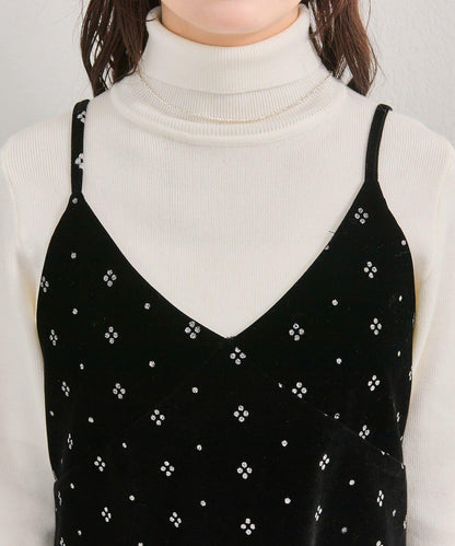 亮面天鵝絨迷你吊帶連衣裙