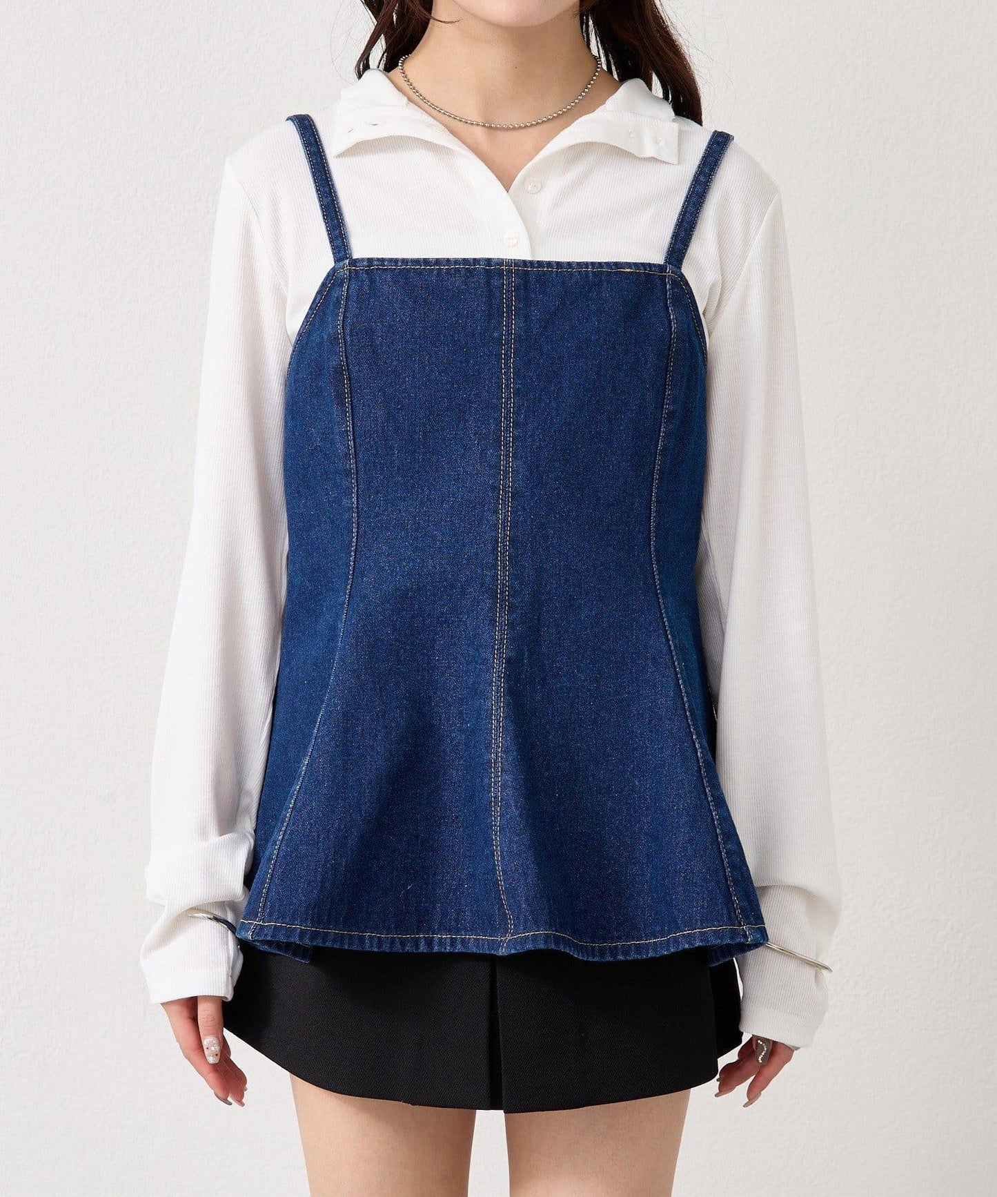 荷葉邊牛仔吊帶上衣