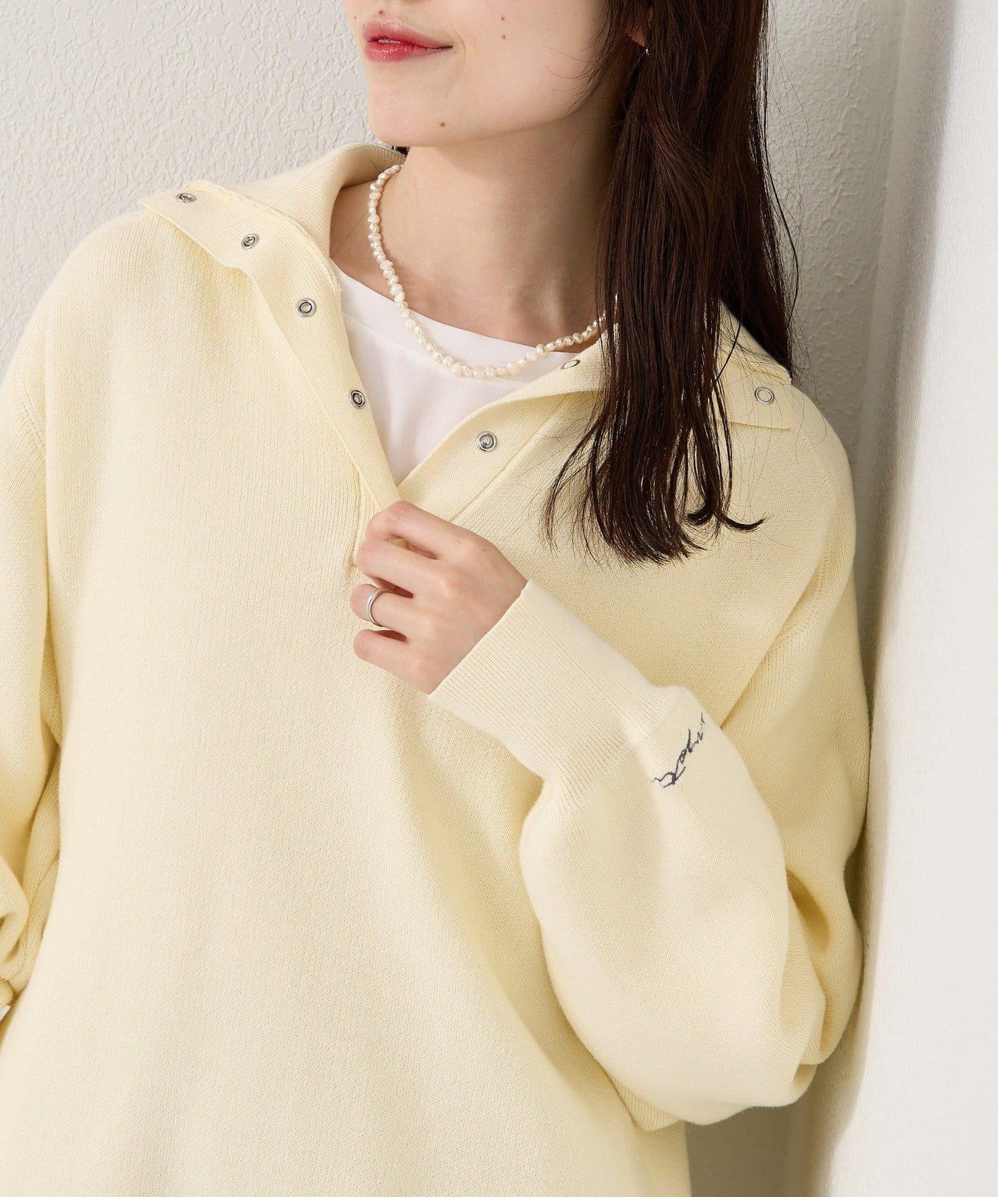 衛衣風格亨利領針織衫