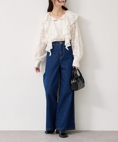 下襬開叉喇叭牛仔褲