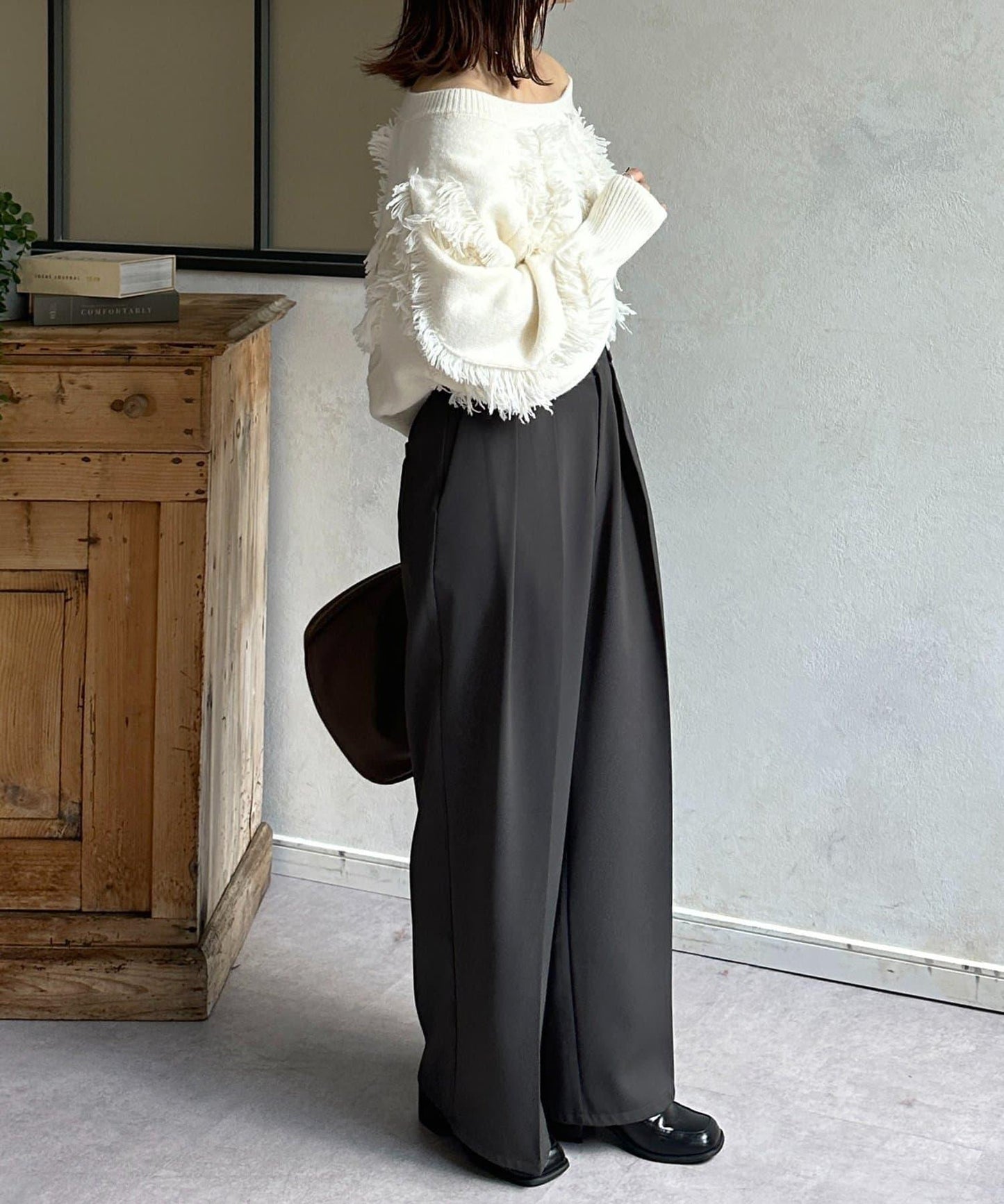 波浪流蘇短款針織衫