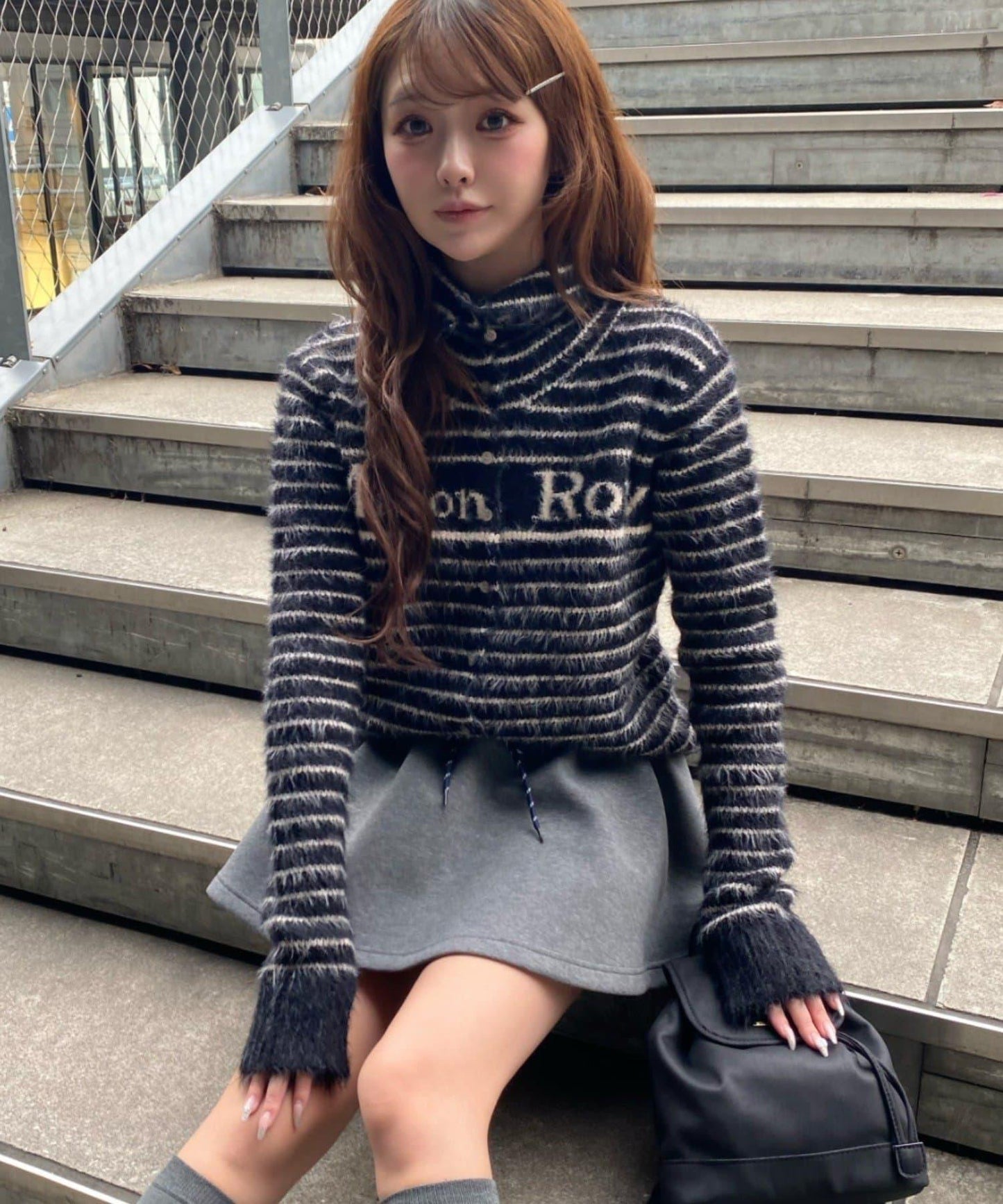 毛絨質感標誌紐扣開衫