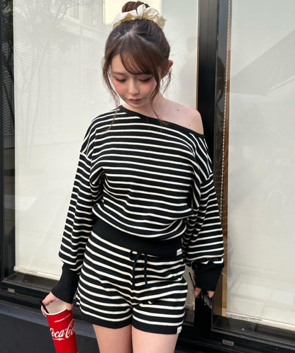 條紋單肩針織衫