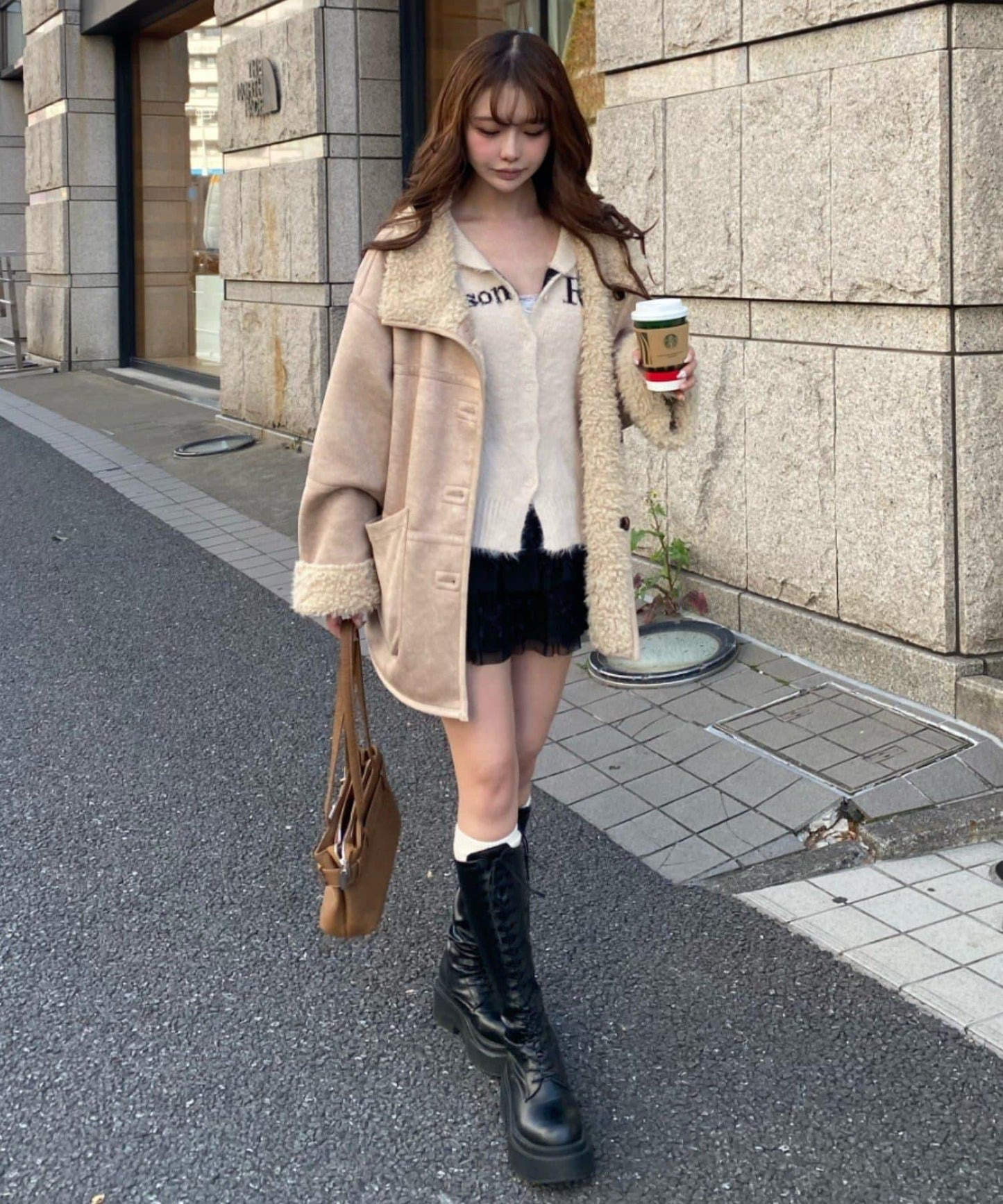 毛絨質感標誌紐扣開衫